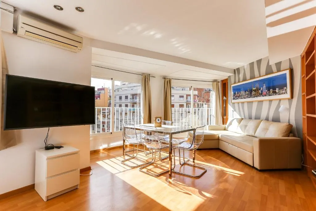 Luminous 2bed next to Sagrada Familia, Barcelona, Spain