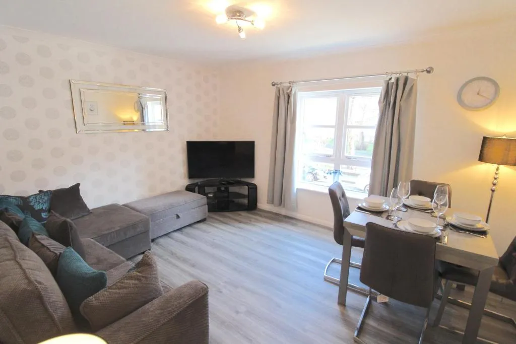 Hopetoun Garden View (2 bedroom apartment with FREE parking), Edinburgh, Marea Britanie