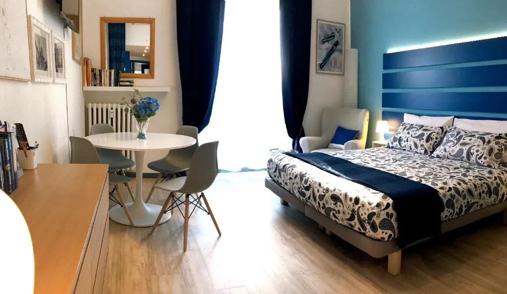 Appartamento Blu, Comasina, Italy