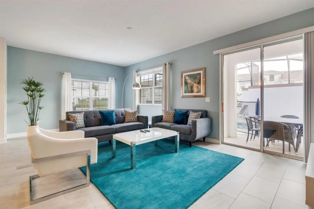 Gorgeous 5 Bedroom ChampionsGate Golf Resort Town Home, Davenport, Statele Unite ale Americii