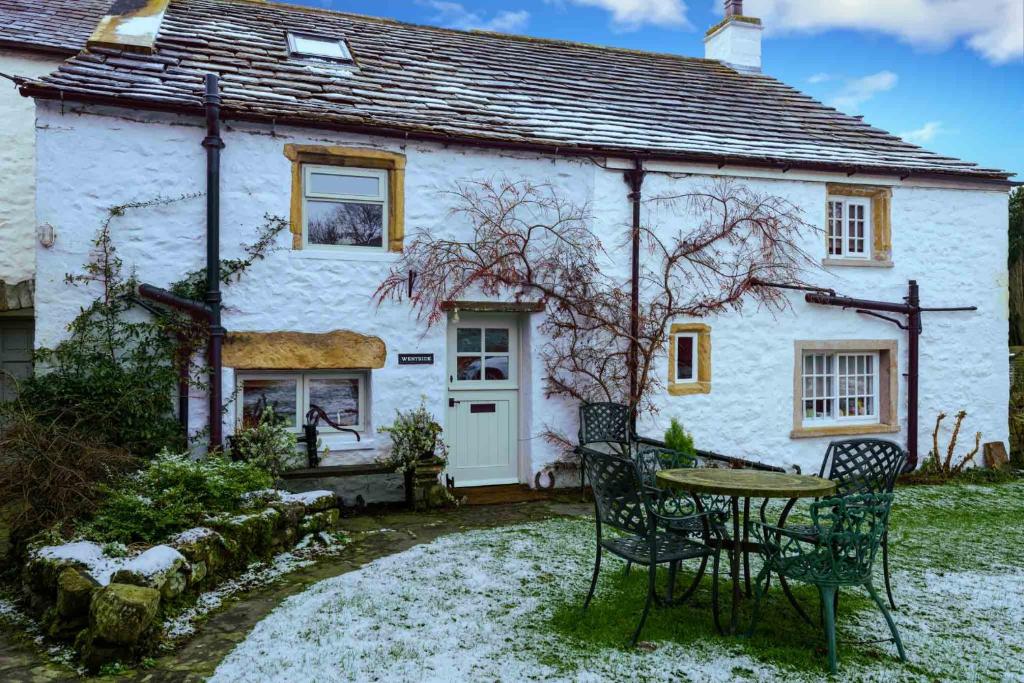 Westside Cottage, Newby Yorkshire Dales National Park 3 Peaks and Near the Lake Disrict