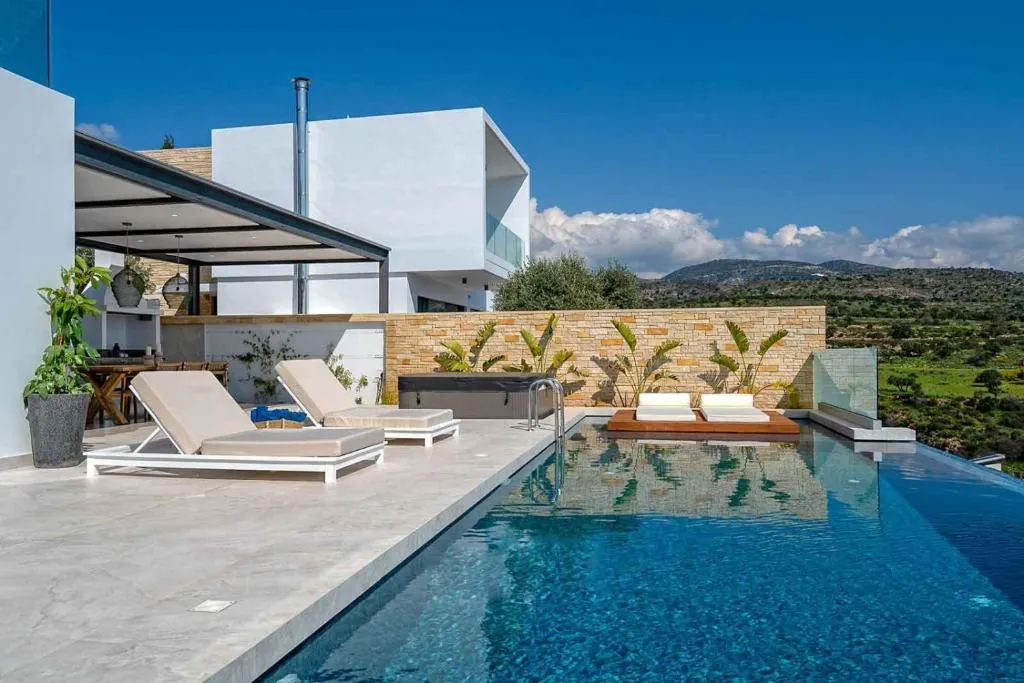 Golden Shore, Paphos, Cipru