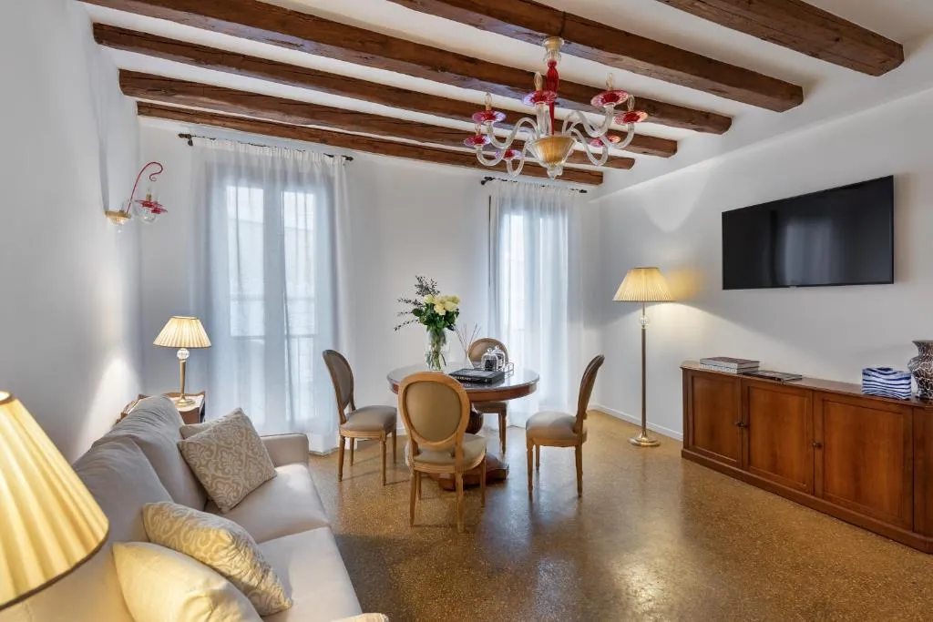 Ad Lofts, Venice, Italy