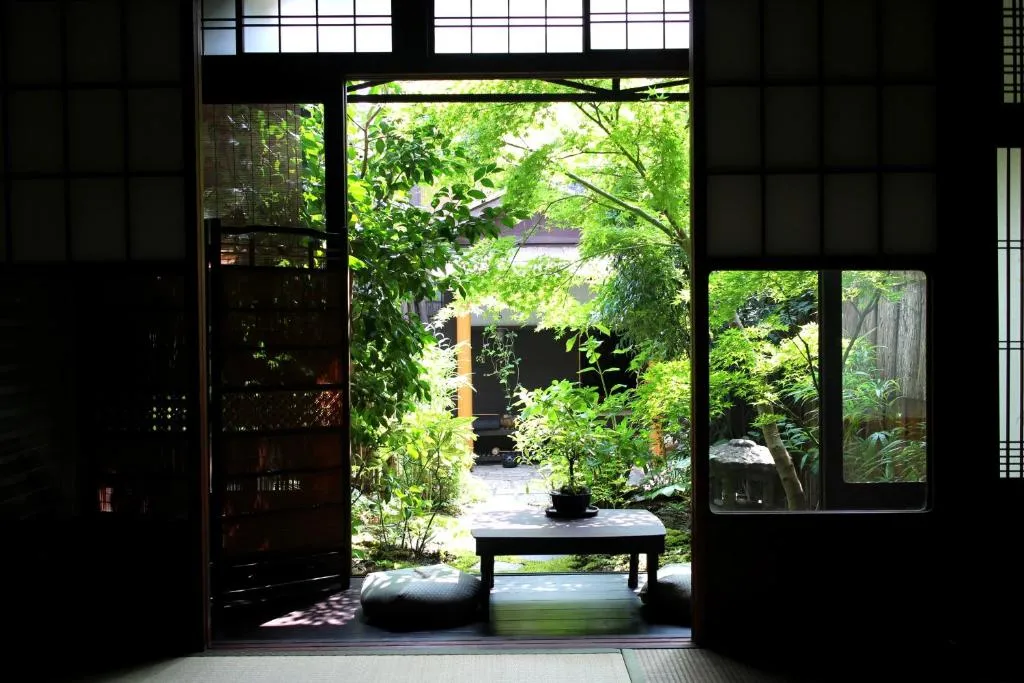 Guesthouse Kazariya, Kyoto, Japan