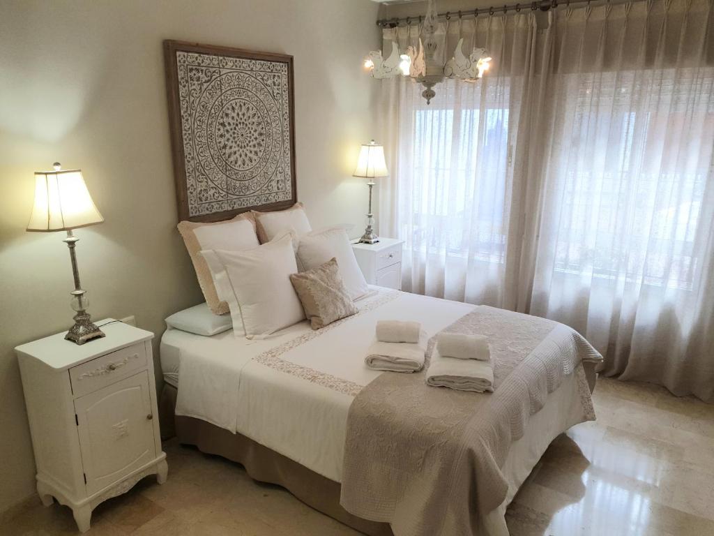 Cama o camas de una habitación en Apartamento La Judería de San Clemente