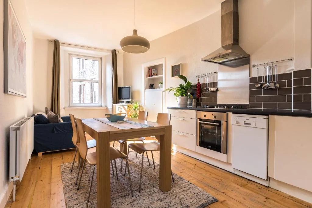 Lovely central Edinburgh apartment, Edinburgh, United Kingdom