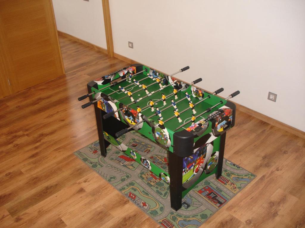 190099359