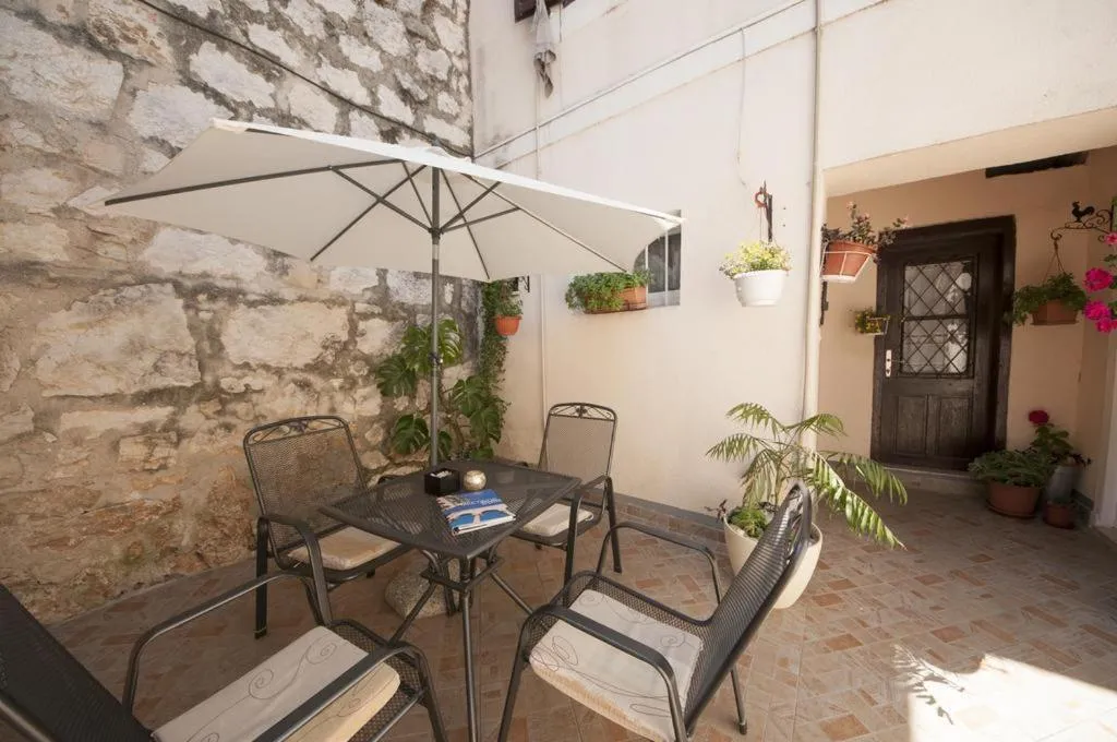 Apartments with WiFi Split - 16814, Split, Croatia