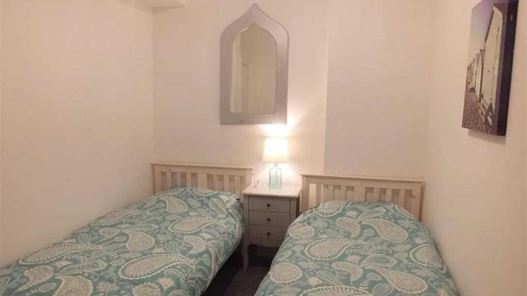 Royal Victoria Court 1, Tenby, United Kingdom