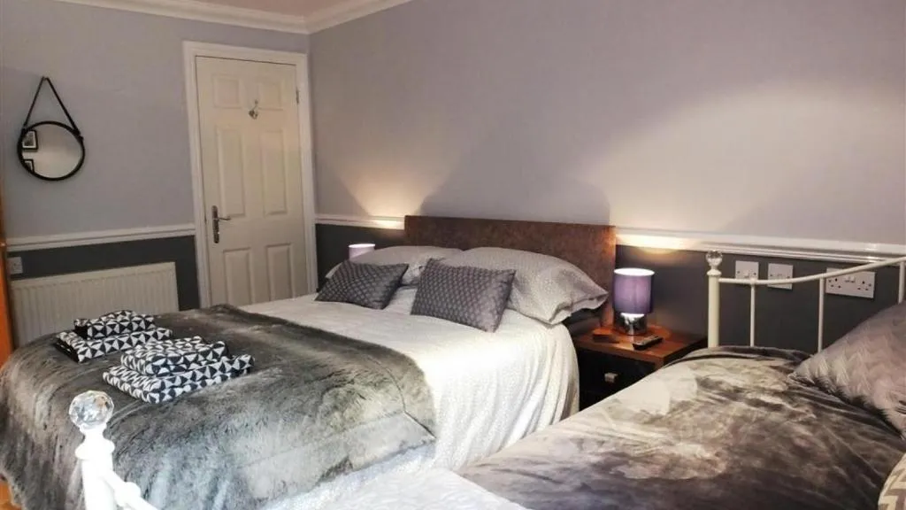 The Cwtch, 1 South Beach Court, Tenby, United Kingdom