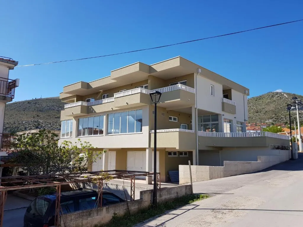 Apartmani MARELLA, Trogir, Croaţia