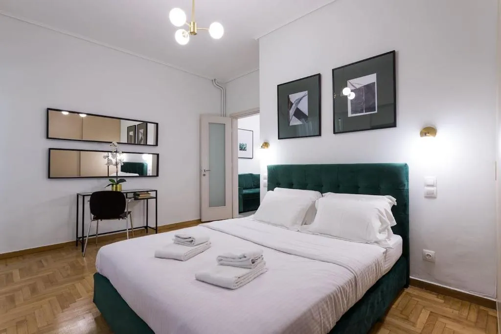 Hip & Stylish Flat in the City Center, Athens, Greece