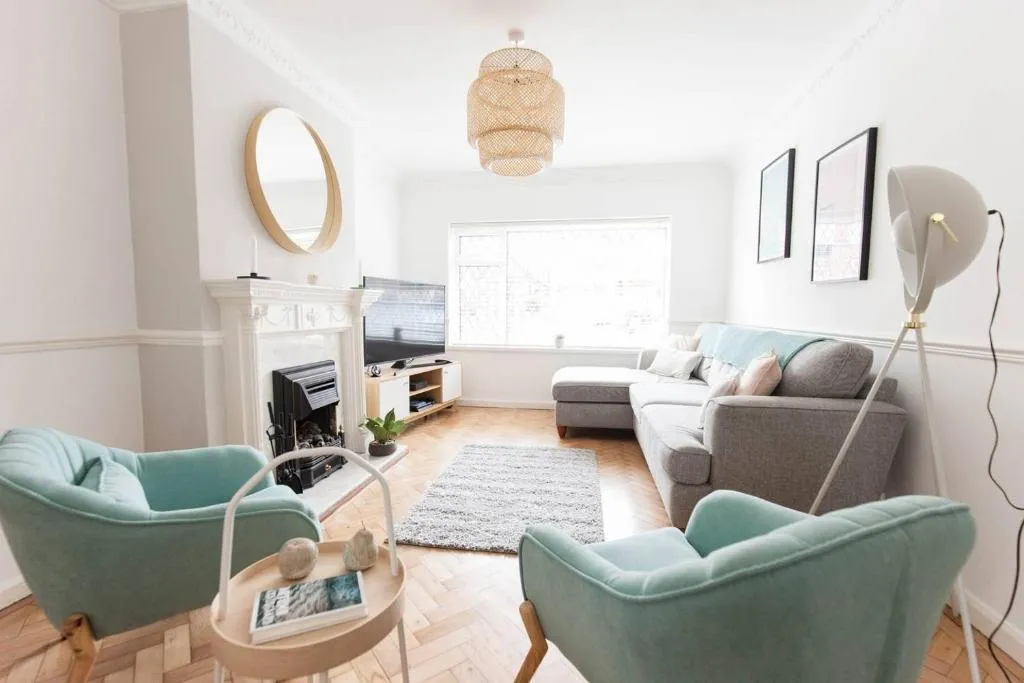 Moda Stays - Oxford House, Birmingham, United Kingdom