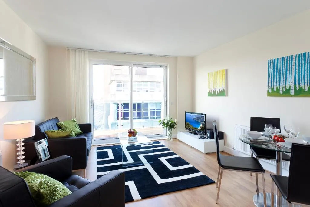 SACO Hammersmith, Londra, Marea Britanie