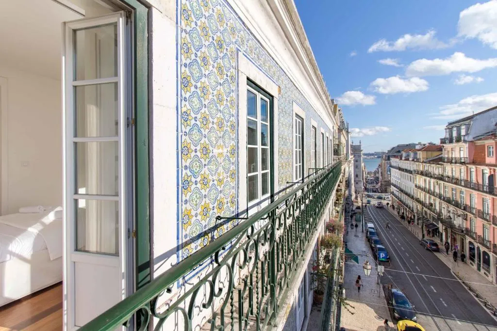 Chiado Deluxe by Architecture Tote Ser, Lisabona, Portugalia