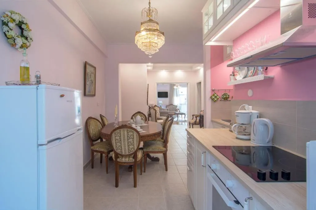 Lovely Apartment in Athens, Atena, Grecia