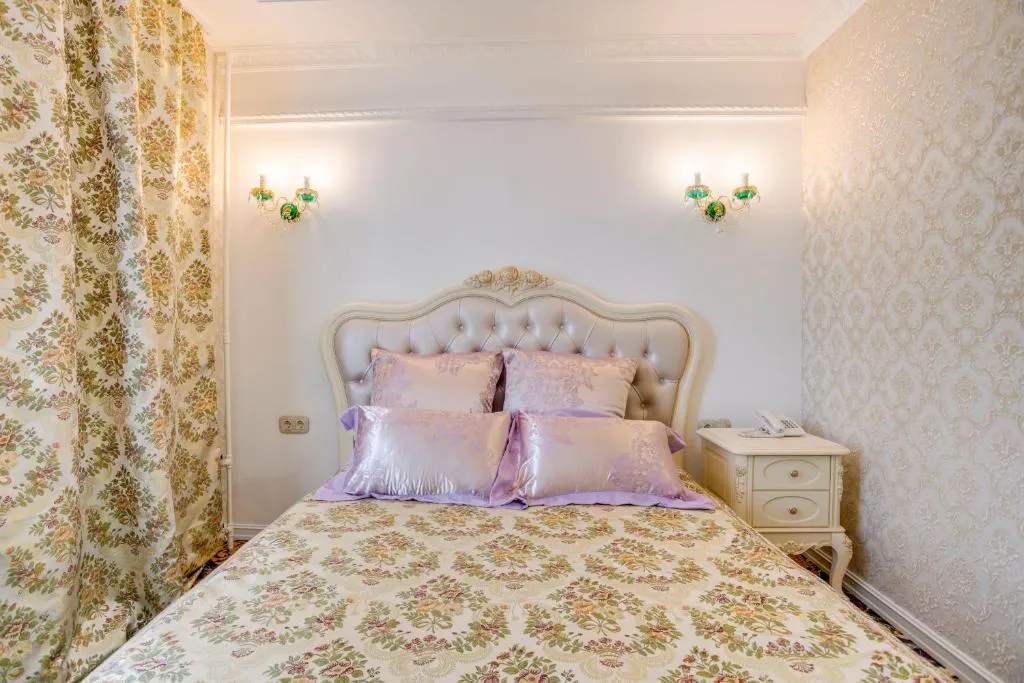 Golden Hotel, Moscova, Rusia