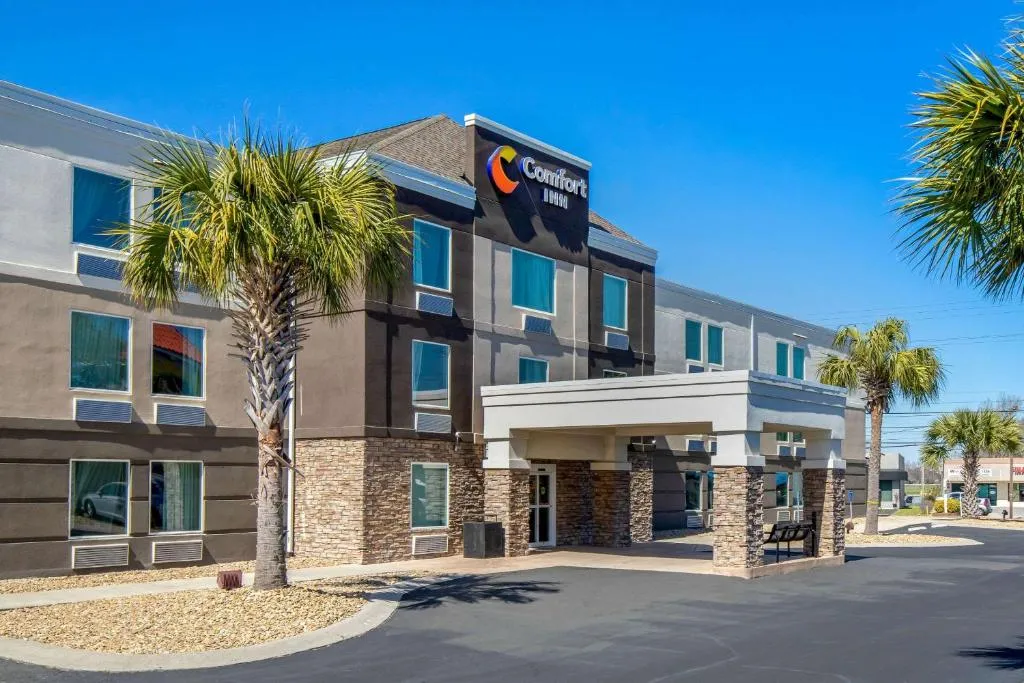 Comfort Inn near Barefoot Landing, Murrells Inlet (SC), United States