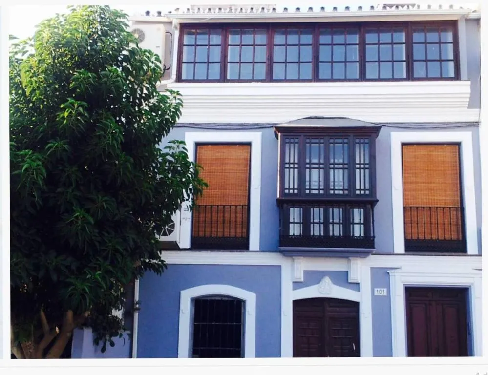 Casa Pedregalejo. Grupos-Familias, Malaga, Spain
