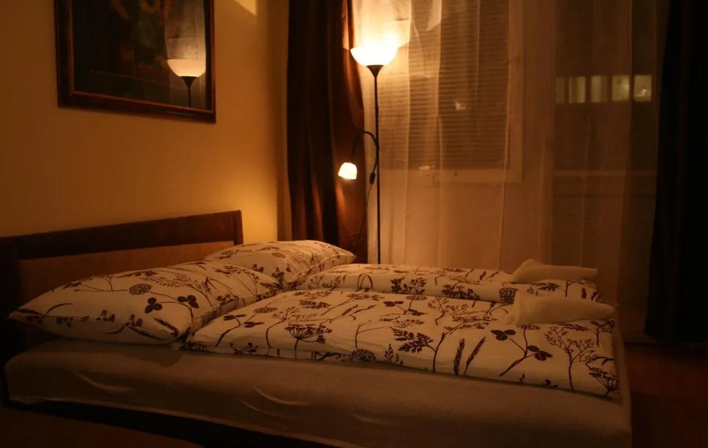 Margaret Bridge Studio Apartment, Budapest, Hungary