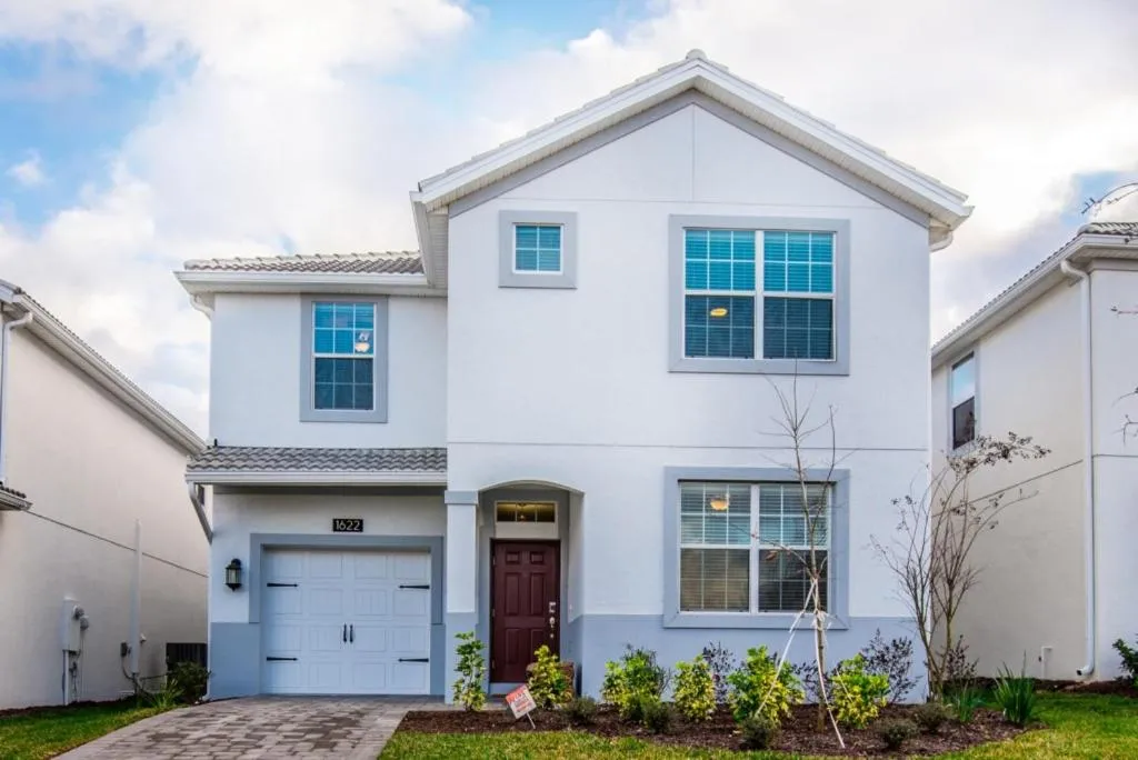 Moon Valley Villa #230736, Davenport, United States