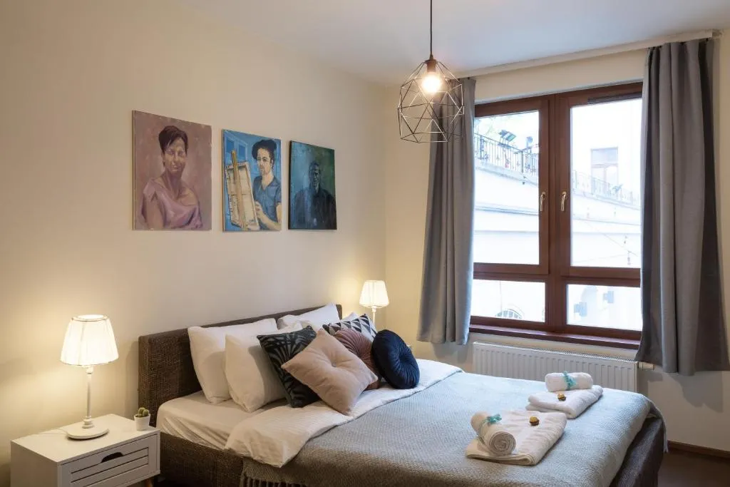 Artsy Design Apartment with Netflix & Balcony, Budapesta, Ungaria