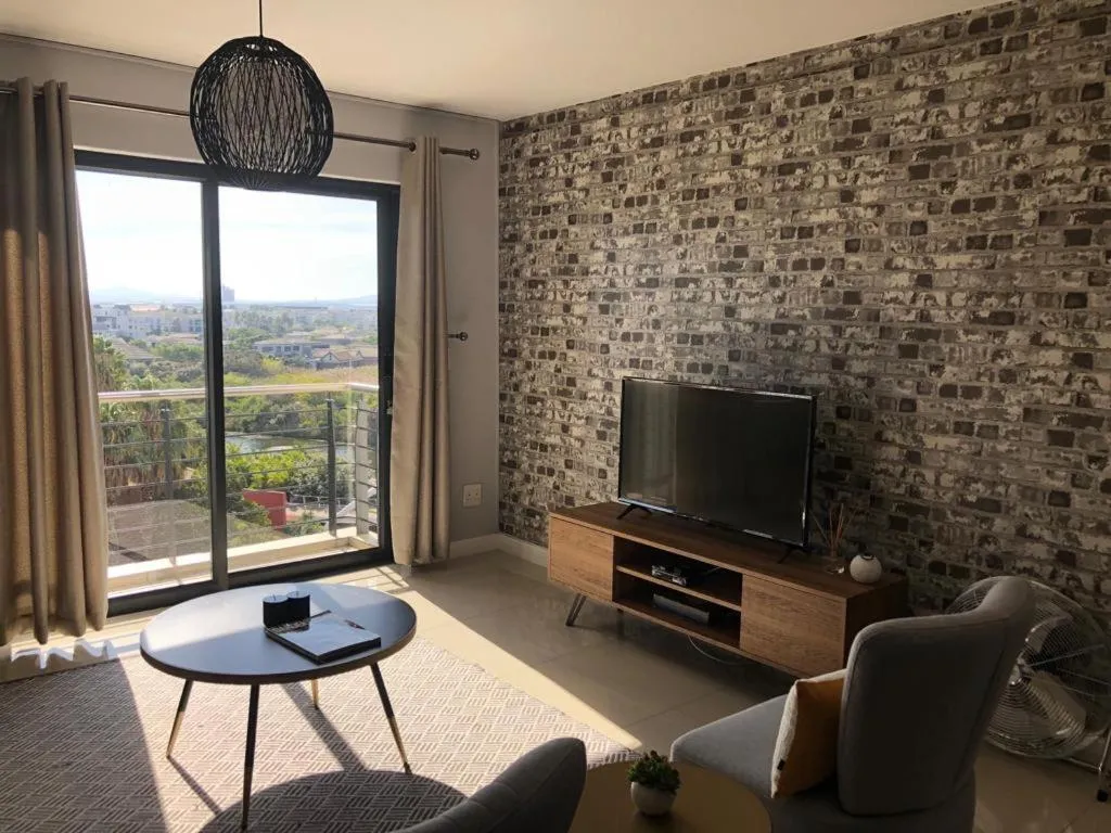 Cosy & Stylish apartment with a priceless view, Cape Town, South Africa