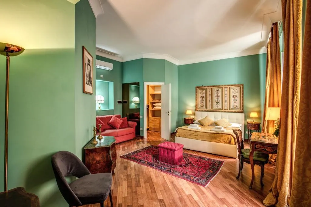 Huge Elegant Flat in Vatican Area, Roma, Italia