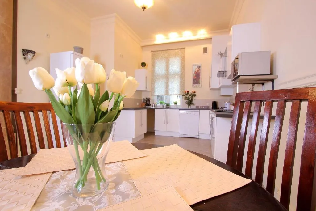 Apartament Secesyjny, Cracovia, Polonia