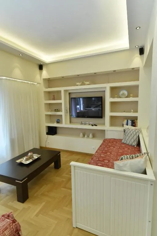 lorencos hause, Atena, Grecia