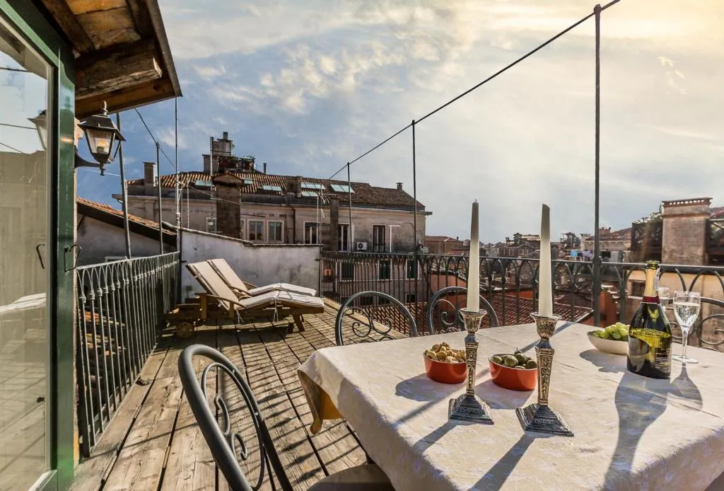 Ca' Delle Comari Venetian Terrace, Venice, Italy
