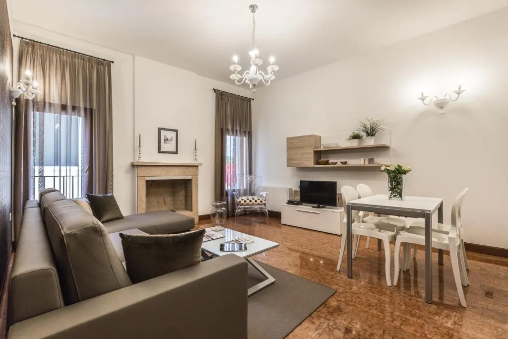 Ca' del Monastero 2 Collection Apt for 4 Guests with Lift, Veneția, Italia