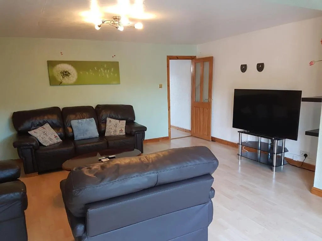 3 bed room house, Aberdeen, United Kingdom