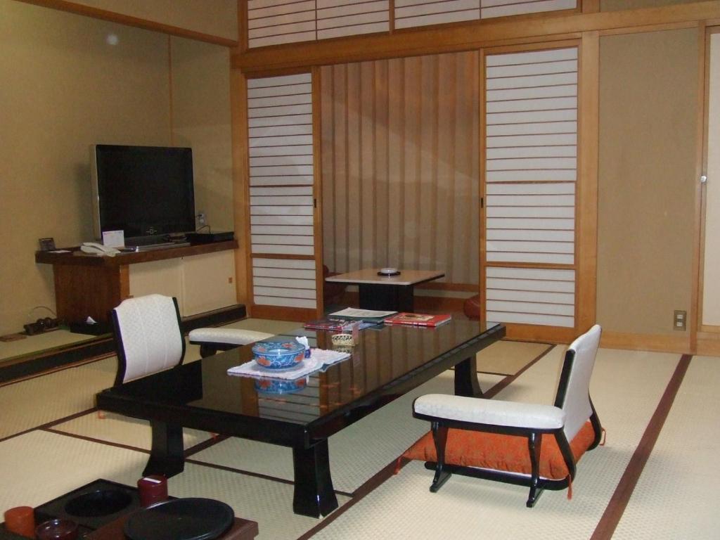 Yuzawa Grand Hotel – miniature 3