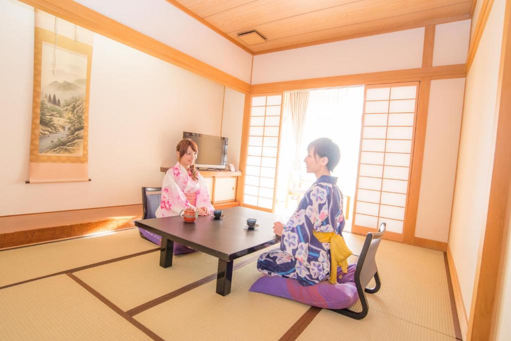 Yuzawa Grand Hotel – miniature 2