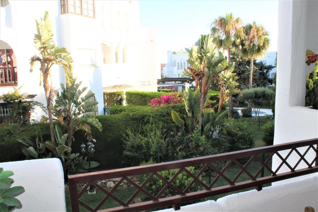 Medina Del Zoco - Apartamento con Jardines y Piscina 5