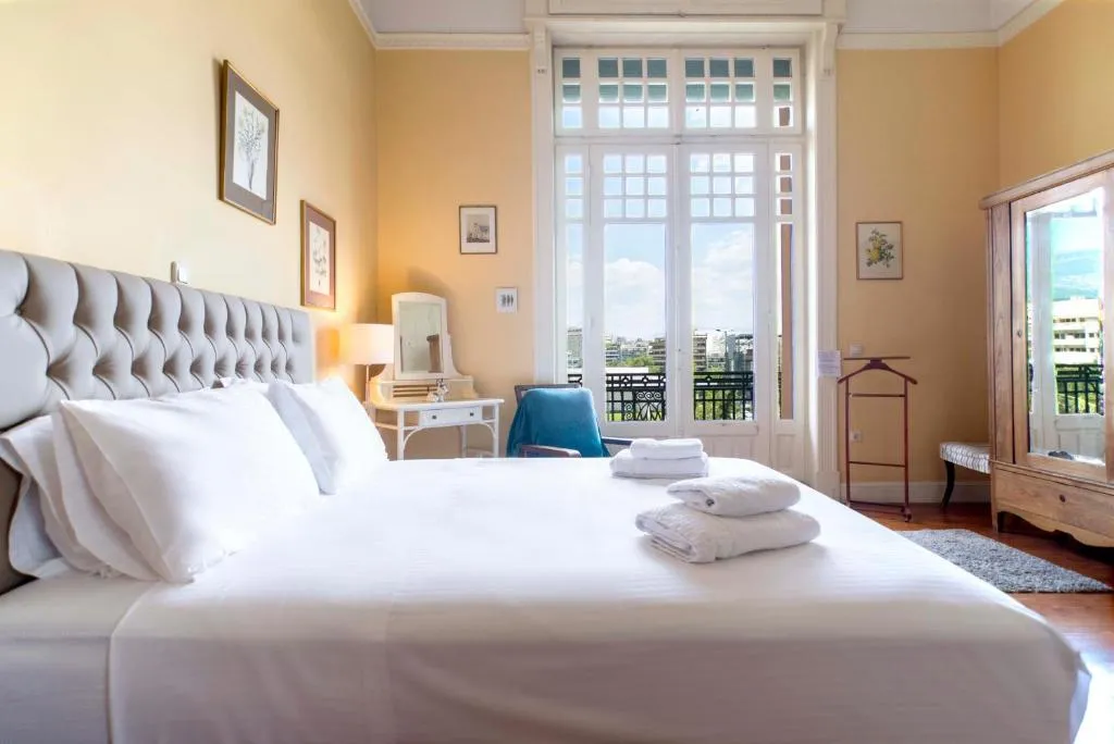 1930's neoclassical apt in the heart of Athens, Atena, Grecia