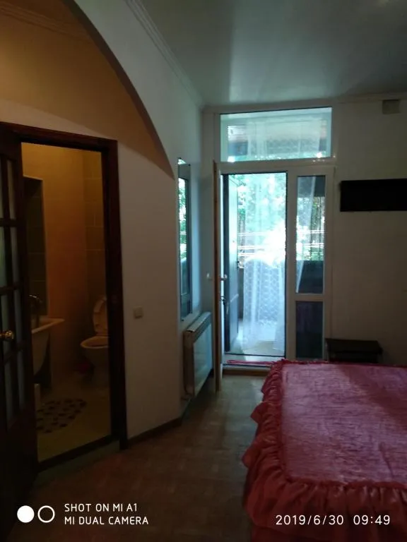 Budget studio in the center, Odesa, Ucraina