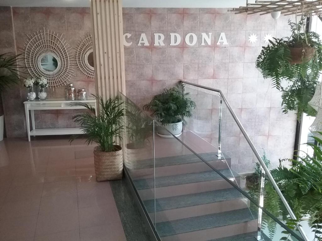 Hostal Residencia Cardona 1