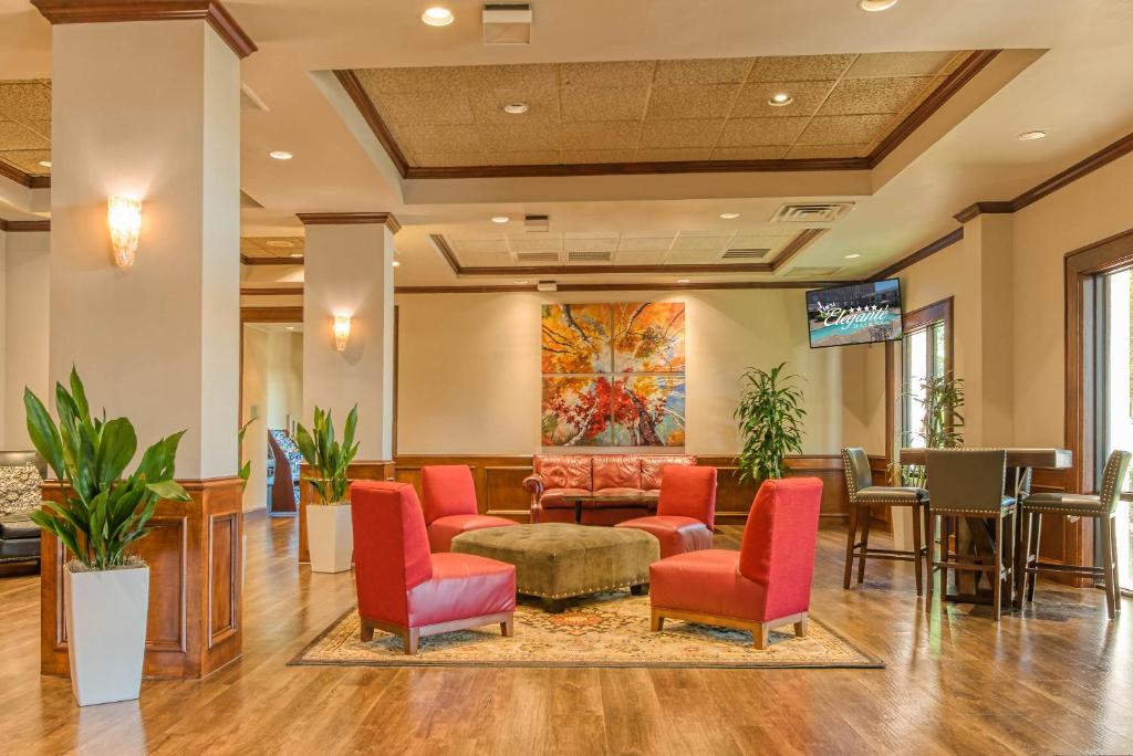 MCM Elegante Hotel and Suites – Dallas