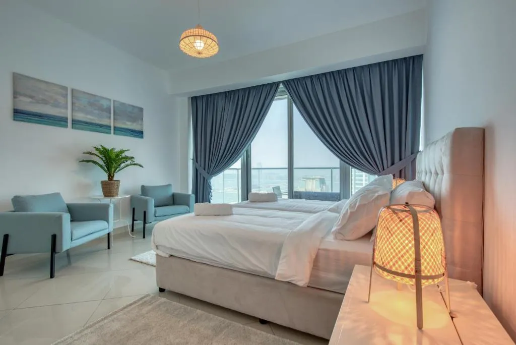 R&H - 2BR, Dubai Marina, stunning views of sea, Palm from all the rooms, Alantos, United Arab Emirates