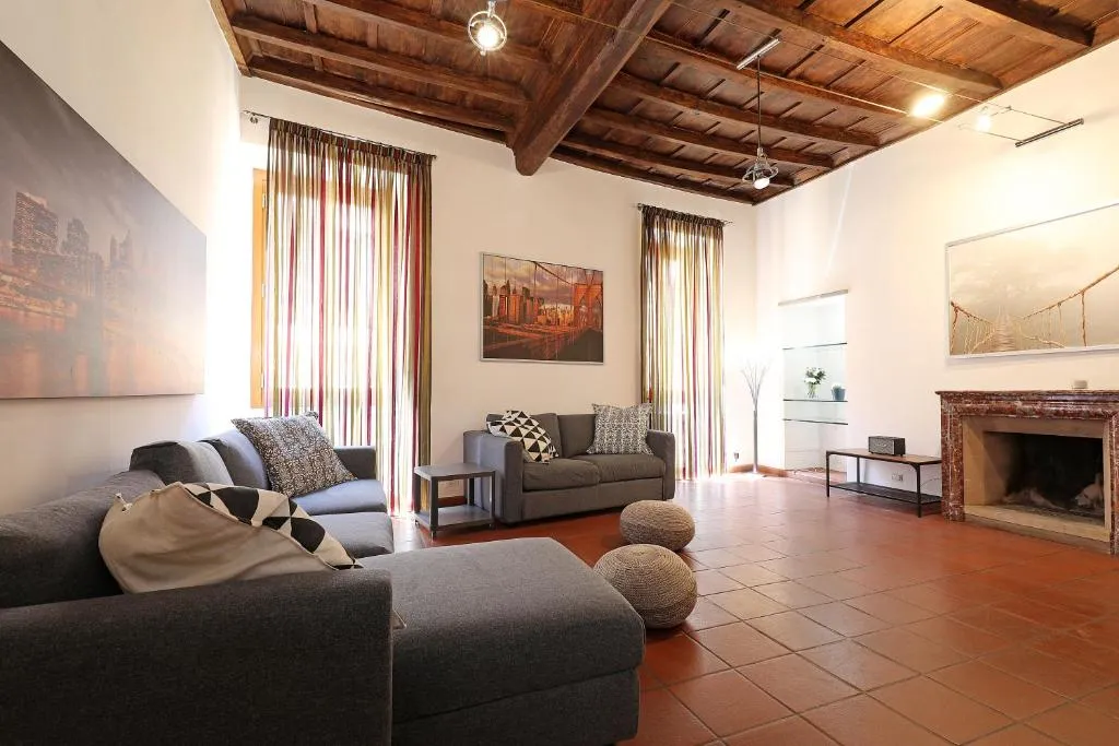 RC Luxury Pantheon apartment, Roma, Italia
