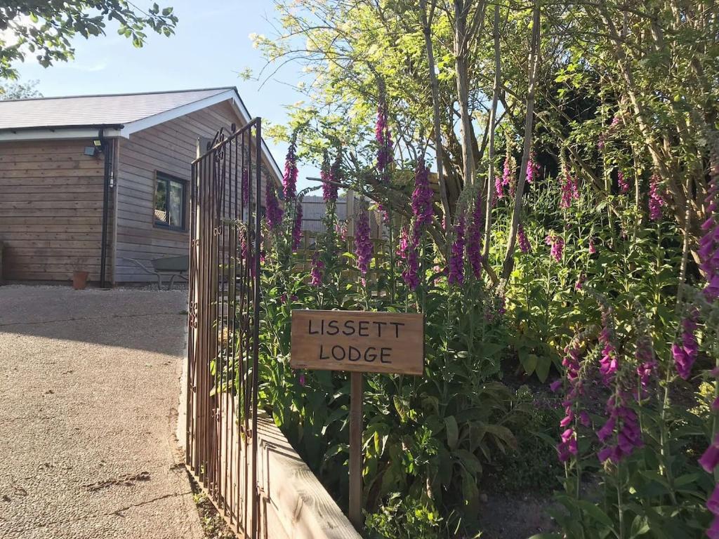 Lissett Lodge