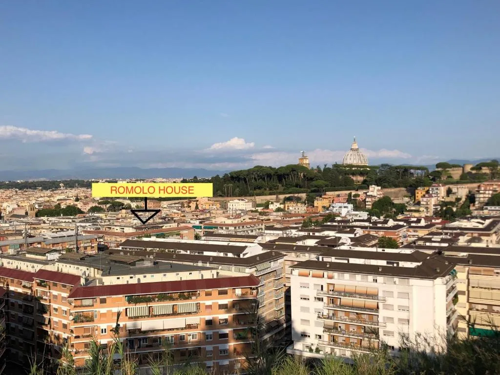 Romolo House, Roma, Italia