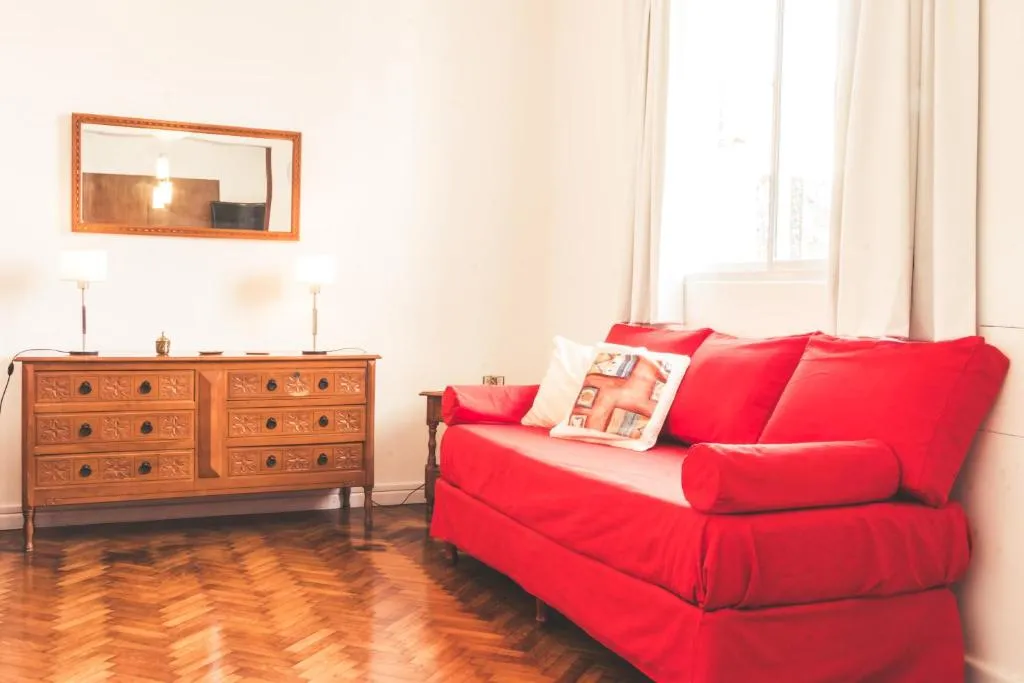 Apartamento en Avenida Belgrano, Buenos Aires, Argentina