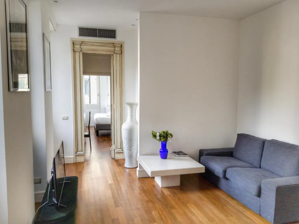 Beautiful & Relaxing flat in CENTRALE/REPUBBLICA, Milano, Italia