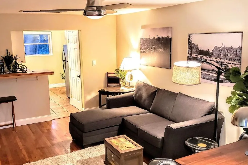 Sure Beats a Hotel Suite, Blands (NC), United States