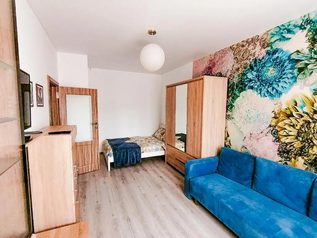 074 Apartments near Zhuliany Airport, Sofievskaya Borsha, Kiev, Ukraine