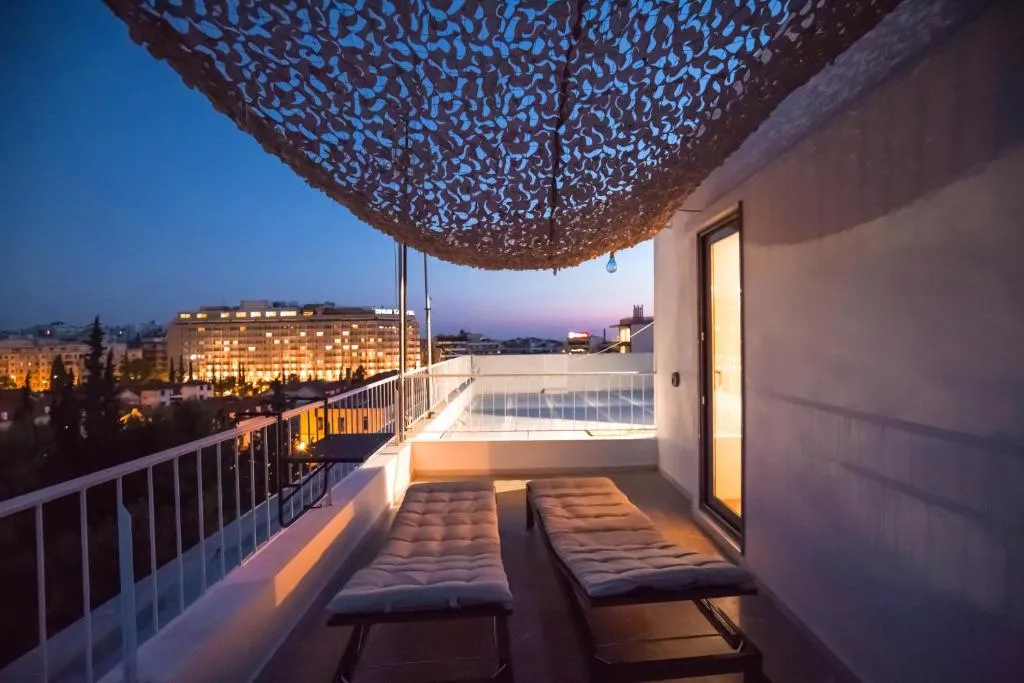 Diamond in the Sky, Athens, Greece