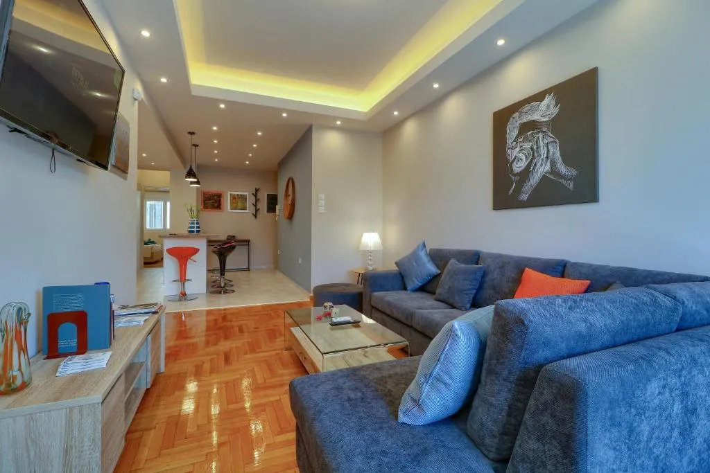 Contemporary 93m2 apt near Archaeological Museum, Athens, Greece